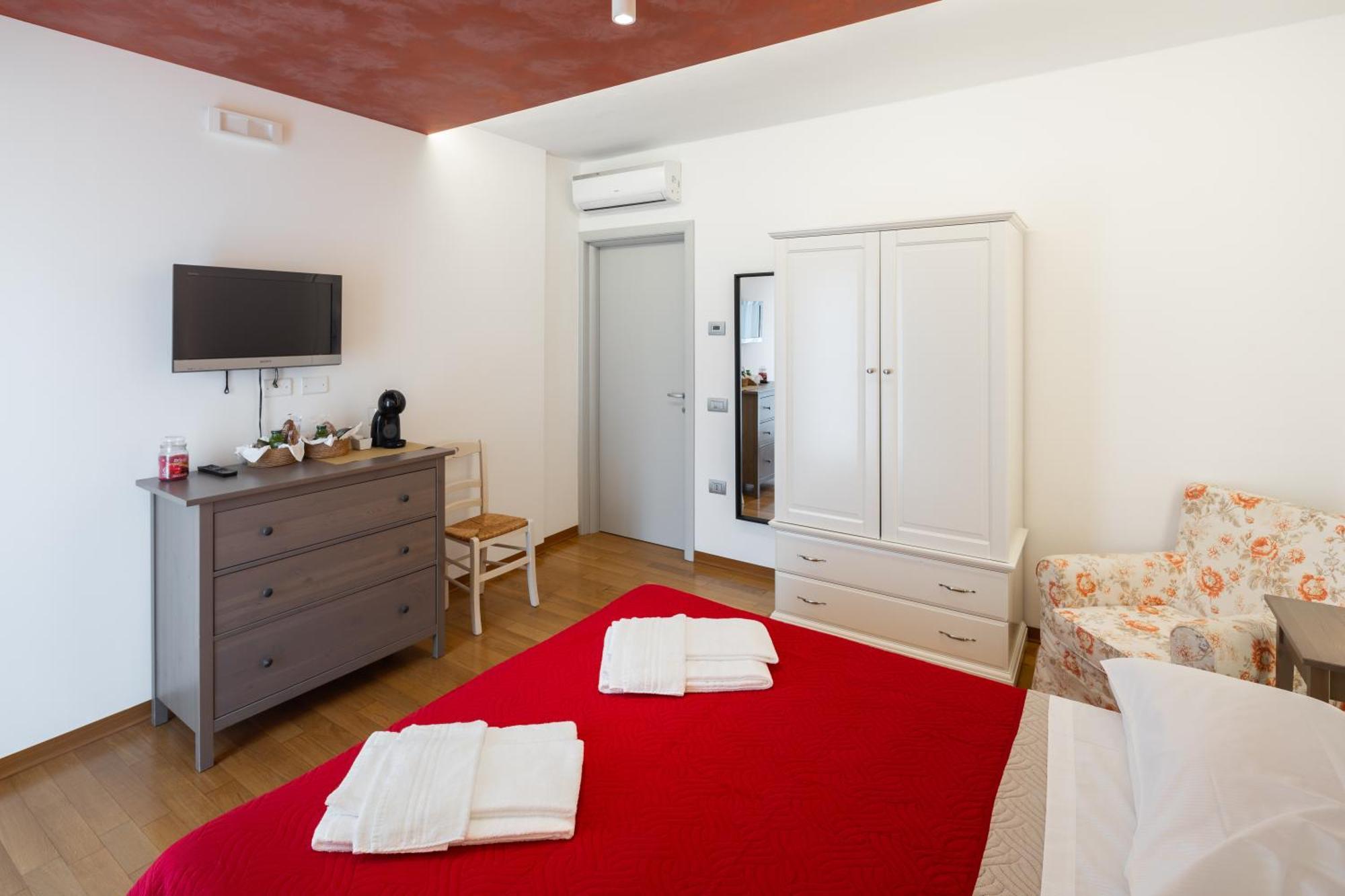 Ca'vejo Srl 3*