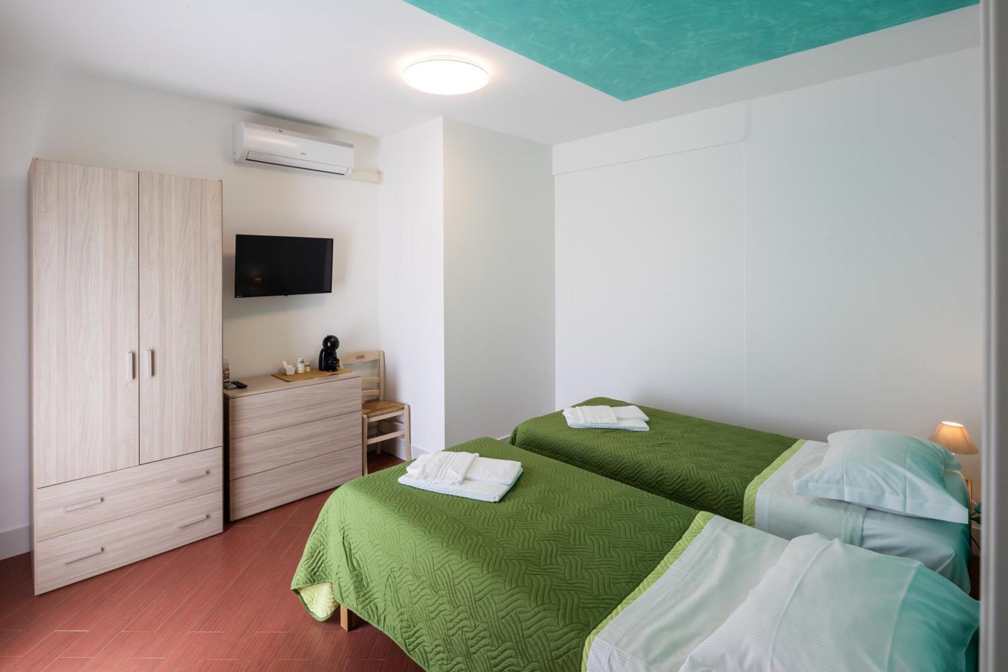 Ca'vejo Srl 3* Megliadino San Vitale